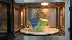 5 siivousvinkkiä arkeen, jotka oikeasti säästävät aikaa ja hermoja